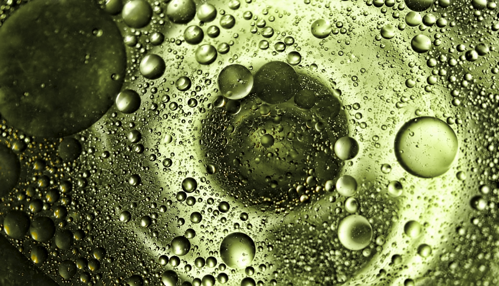 Gotas de aceite que muestran la composición y la acidez del aceite